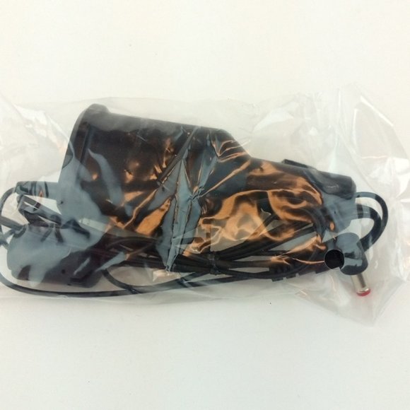 SiriusXM SXDPIP1 5V Cigarette Power Adapter - Picture 6 of 7